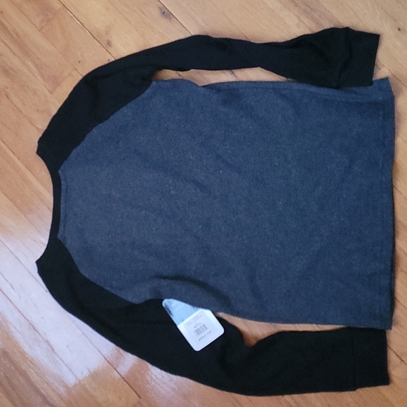 Long sleeve t-shirt - Picture 4 of 4